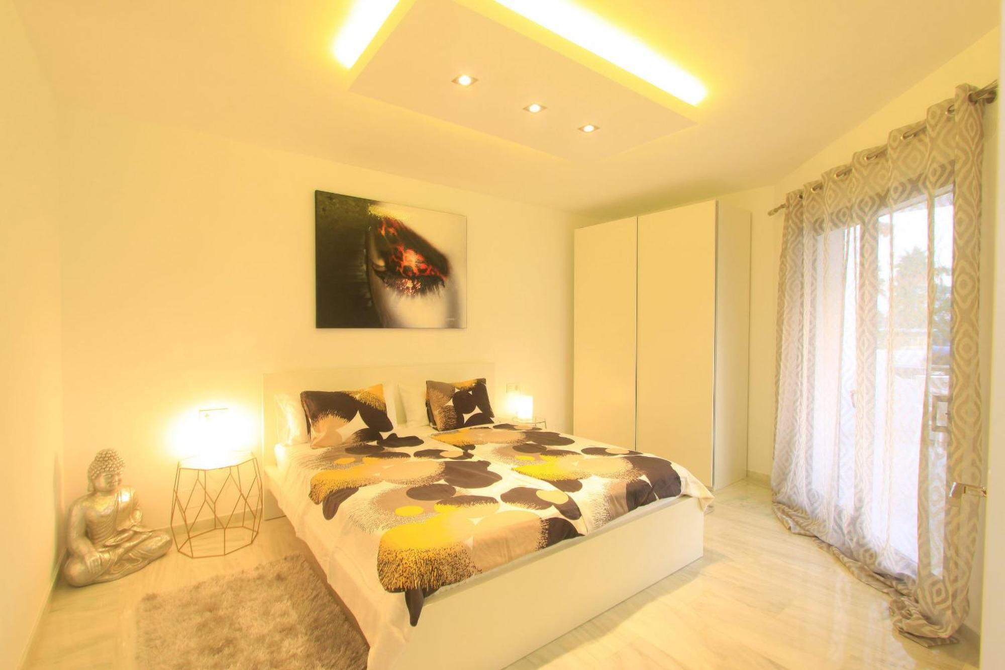 1080 Beachfront Penthouse 3 Floors Jacuzzi 2 Pools Wifi Roof Terrace Marbella Dış mekan fotoğraf